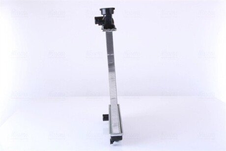 Радиатор охлаждения двигателя nissens 64173A