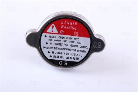 Радиатор охлаждения двигателя nissens 64173A