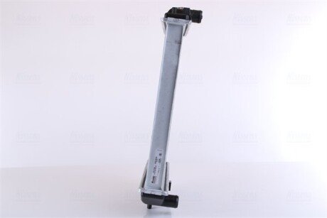 Радіатор охолодження двигуна nissens 64174A