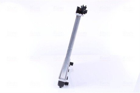 Радиатор охлаждения двигателя nissens 641753