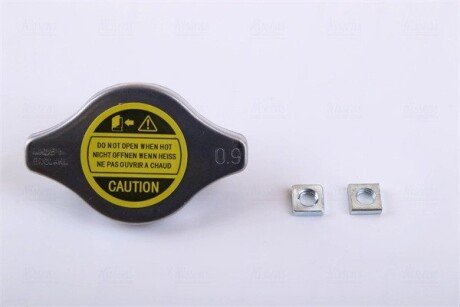 Радиатор охлаждения двигателя nissens 64194A