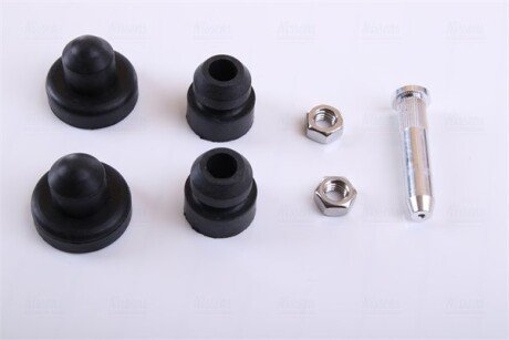 Радіатор охолодження двигуна nissens 64312A