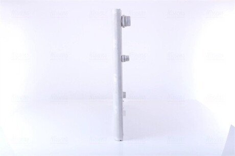 Радіатор охолодження двигуна nissens 64325