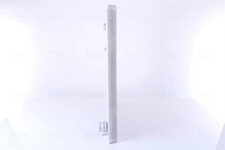 Радіатор охолодження двигуна nissens 64325