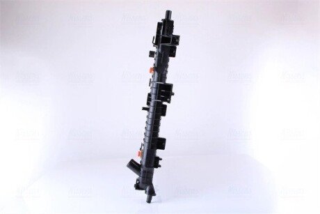 Радиатор охлаждения двигателя nissens 64326