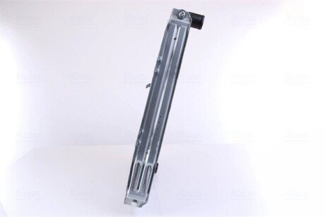 Радиатор охлаждения двигателя nissens 64599A