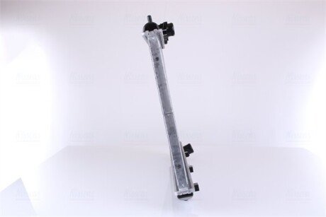 Радіатор охолодження двигуна nissens 64643A