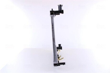 Радиатор охлаждения двигателя nissens 64644A