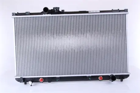 Радіатор охолодження двигуна nissens 64653A