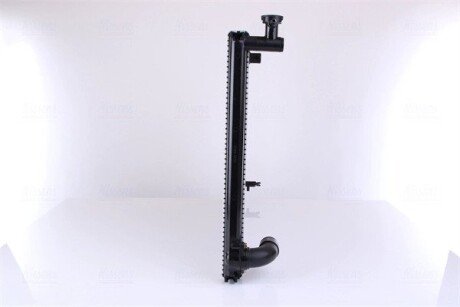 Радіатор охолодження двигуна nissens 646829