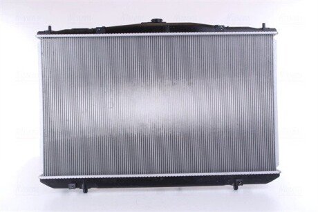 Радиатор охлаждения двигателя nissens 646836