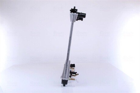 Радиатор охлаждения двигателя nissens 646844