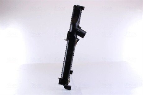 Радиатор охлаждения двигателя nissens 646865