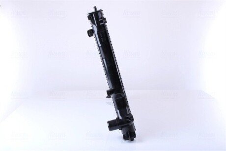 Радіатор охолодження двигуна nissens 646904