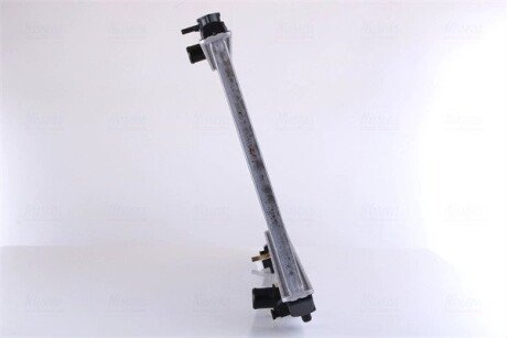 Радиатор охлаждения двигателя nissens 646925