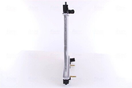 Радіатор охолодження двигуна nissens 64799