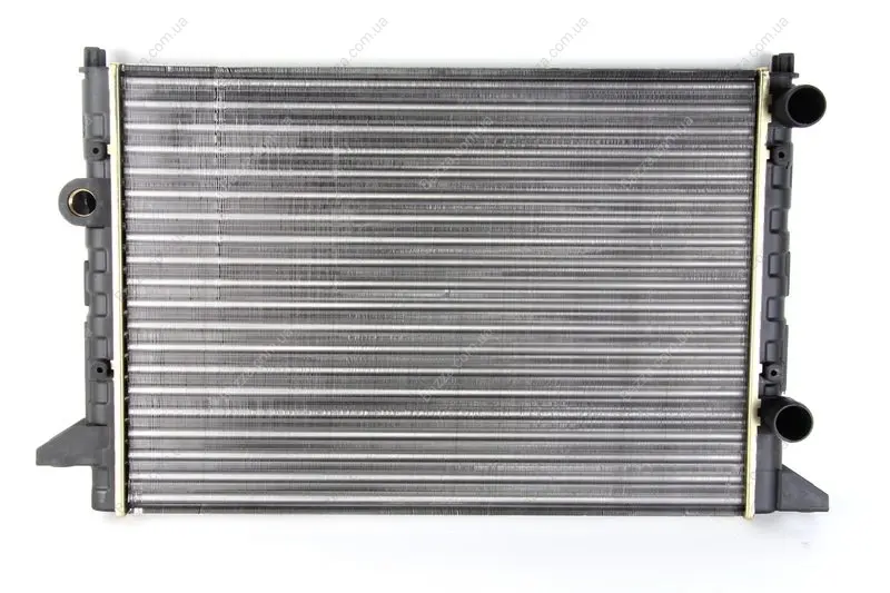 Радиатор охлаждения двигателя nissens 65253