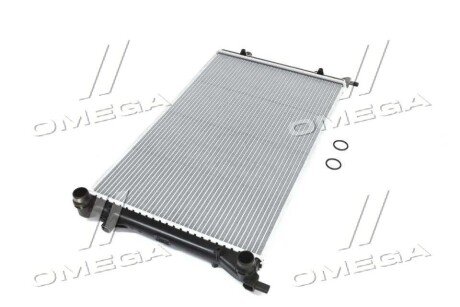 Радіатор охолодження двигуна nissens 65277A