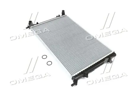 Радіатор охолодження двигуна Nissens 65277A