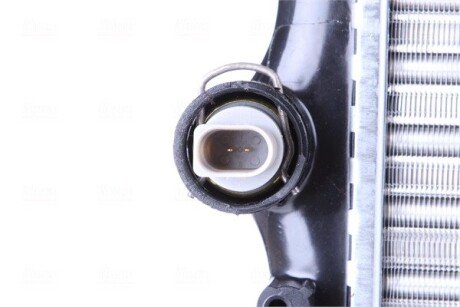 Радиатор охлаждения двигателя nissens 65296