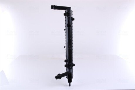 Радіатор охолодження двигуна nissens 65324