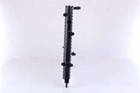 Радіатор охолодження двигуна nissens 65324