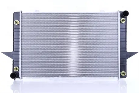 Радіатор охолодження двигуна Nissens 65539A