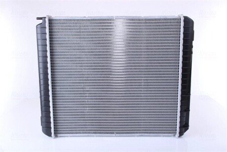 Радіатор охолодження двигуна nissens 65545A