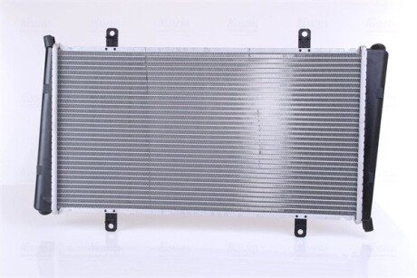 Радіатор охолодження двигуна nissens 65560A
