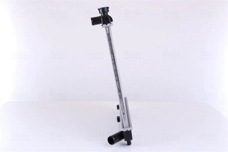 Радиатор охлаждения двигателя nissens 66624