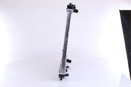 Радіатор охолодження двигуна nissens 66639