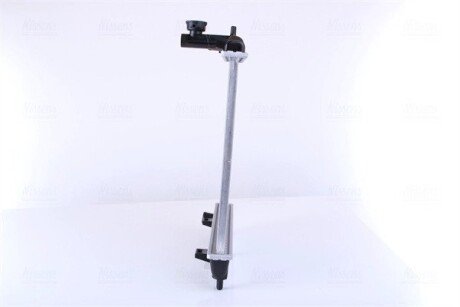 Радіатор охолодження двигуна nissens 66654