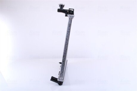 Радиатор охлаждения двигателя nissens 66766