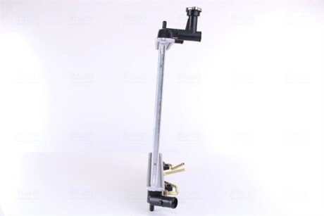 Радиатор охлаждения двигателя nissens 66771