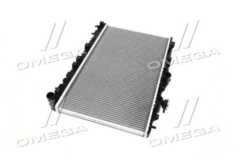 Радиатор охлаждения двигателя nissens 67006