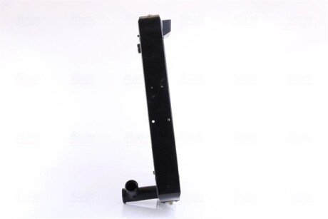 Радіатор охолодження двигуна nissens 67015