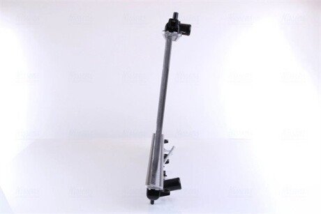 Радиатор охлаждения двигателя nissens 67033