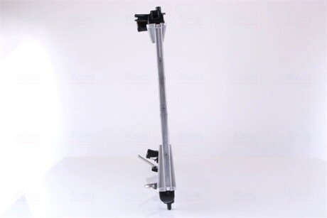 Радіатор охолодження двигуна nissens 67036