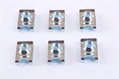 Радиатор охлаждения двигателя nissens 67095