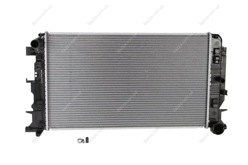 Радіатор охолодження двигуна Nissens 67156A (фото 1)