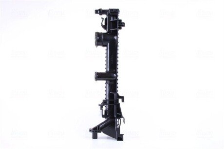 Радиатор охлаждения двигателя nissens 67167