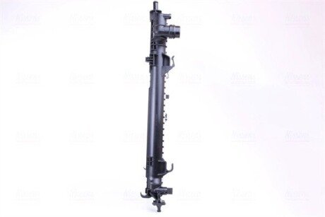 Радиатор охлаждения двигателя nissens 67188