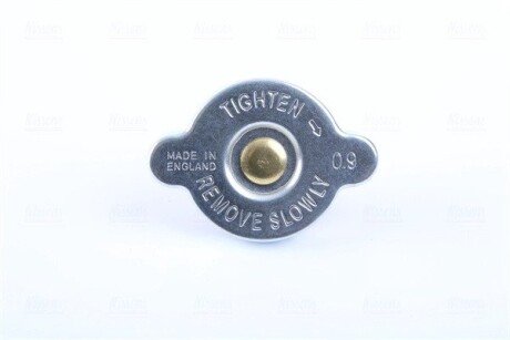 Радиатор охлаждения двигателя nissens 67347A