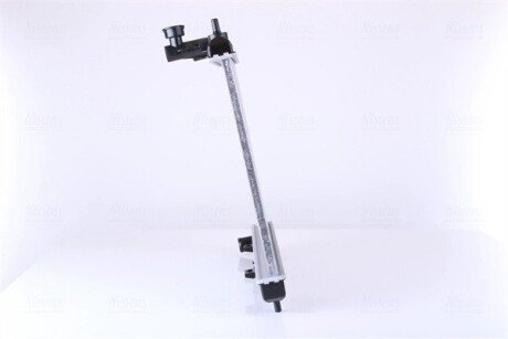 Радиатор охлаждения двигателя nissens 67495