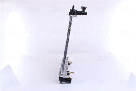 Радиатор охлаждения двигателя nissens 67496