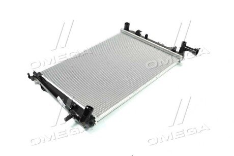 Радиатор охлаждения двигателя nissens 675003