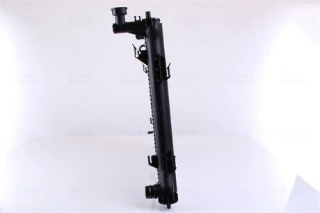 Радиатор охлаждения двигателя nissens 675053