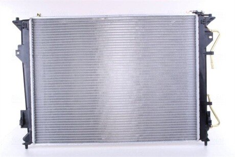 Радиатор охлаждения двигателя nissens 67508