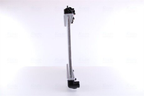 Радиатор охлаждения двигателя nissens 67728