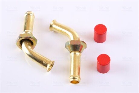 Радіатор охолодження двигуна nissens 681374